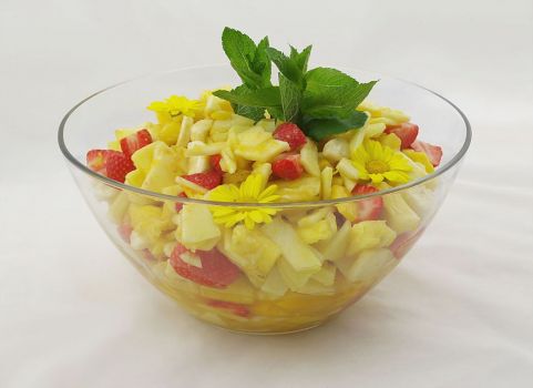 obstsalat-mit-Minzdeko