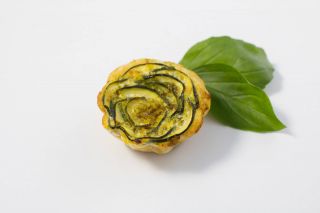 zucchini-minitarte-basilikumcreme